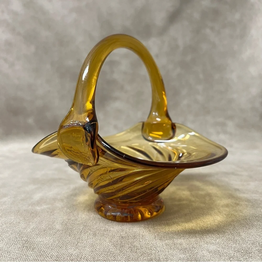 Vintage 1920s Amber-Colored Glass Bridal Basket
